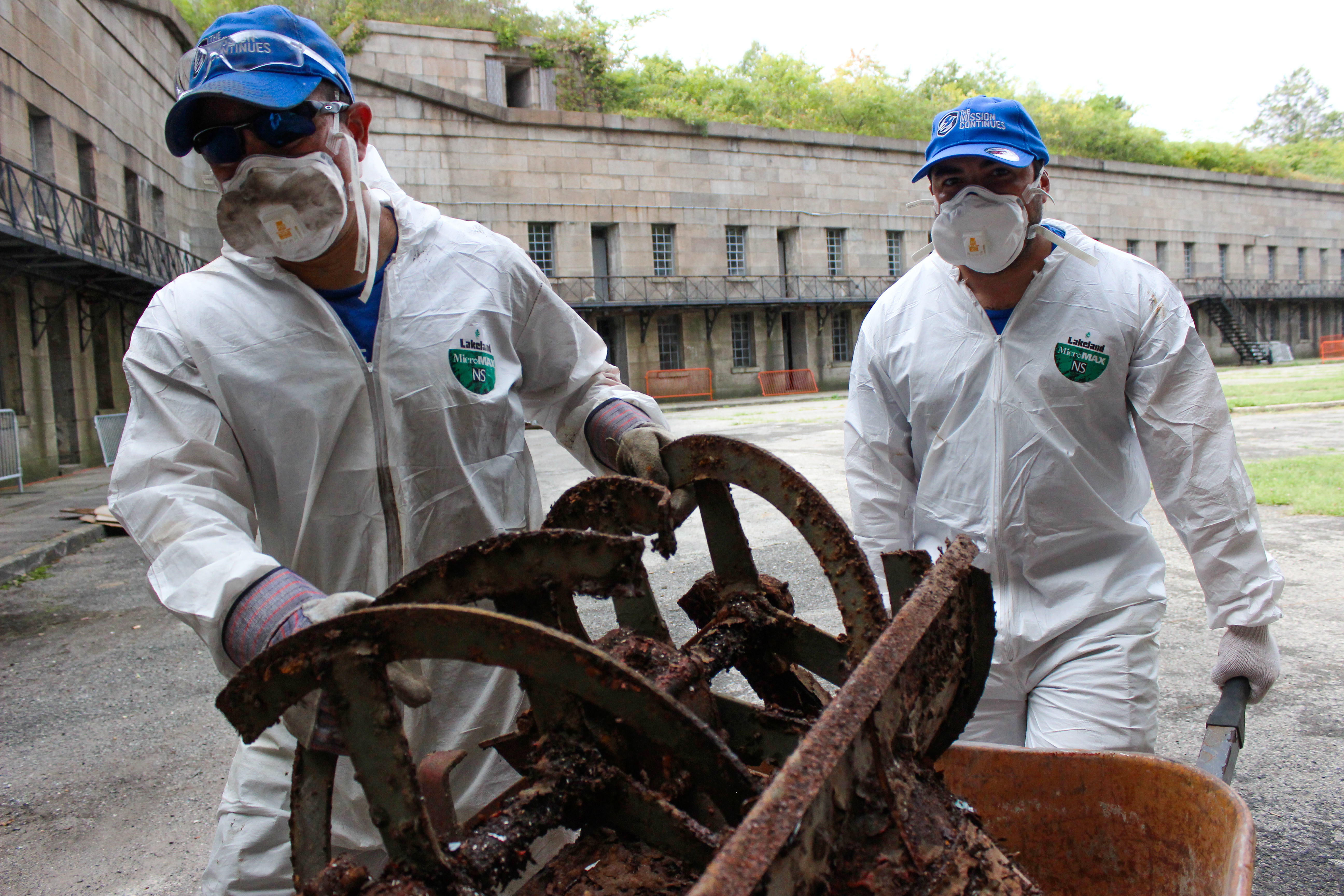 Volunteers remove debris at Ft. Wadsworth National Park on a project planned by Jessica, September 12, 2015.