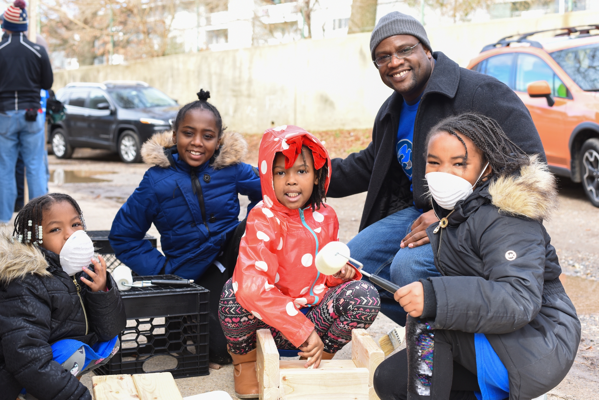 A platoon member works with some of our youngest volunteers at our Martin Luther King Jr. Day of Service in Washington, D.C.